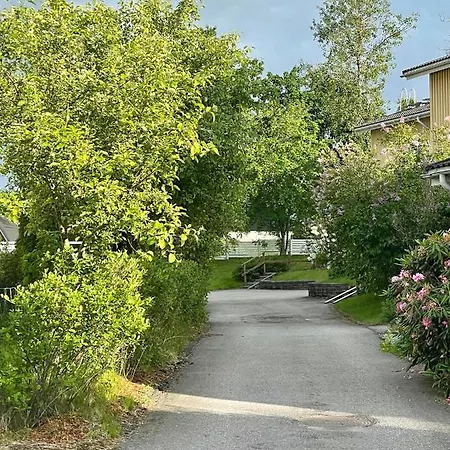 Semidetached House 4 19km From Helsinki Apartament