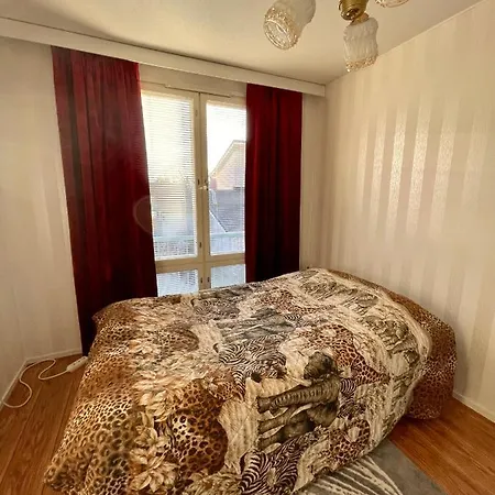 Semidetached House 4 19km From Helsinki Apartament