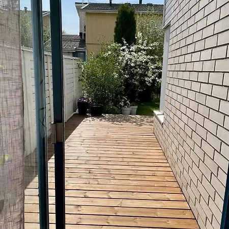 Semidetached House 4 19km From Helsinki Espoo